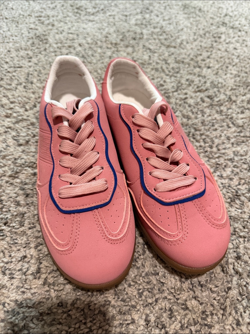 RACHEL Rachel Roy Pink Low-Top Sneakers with Navy Trim